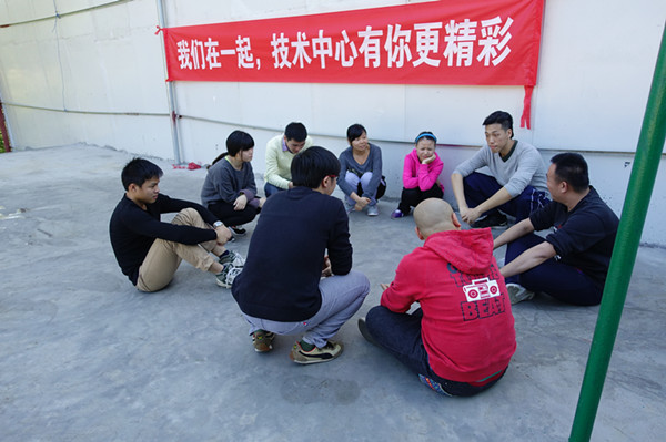 Forging Stronger Tuoyuan People: Outdoor Team Building Training