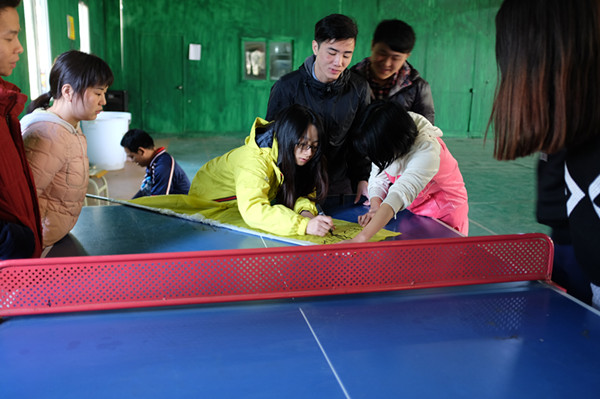 Forging Stronger Tuoyuan People: Outdoor Team Building Training