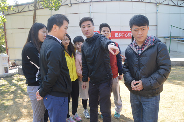 Forging Stronger Tuoyuan People: Outdoor Team Building Training