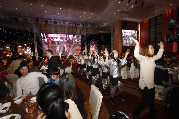 Vibrant Youth, Creating New Glory - Guangzhou Baite 2015 Annual Meeting